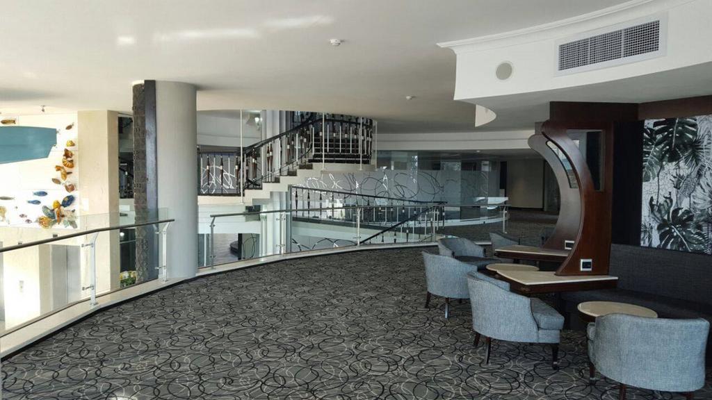 Blue Waters Hotel Durban Luaran gambar Interior of the hotel